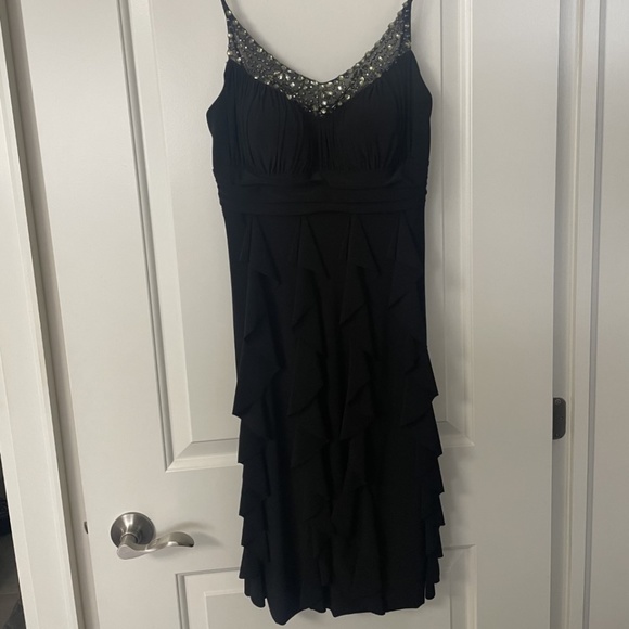 Laura Dresses & Skirts - Laura Sequin Cocktail Dress